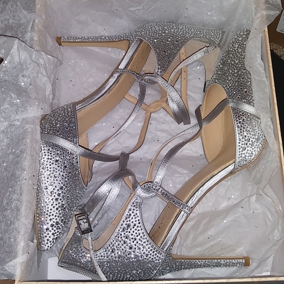 Badgley Mischka Alivia II - Picture 13 of 17